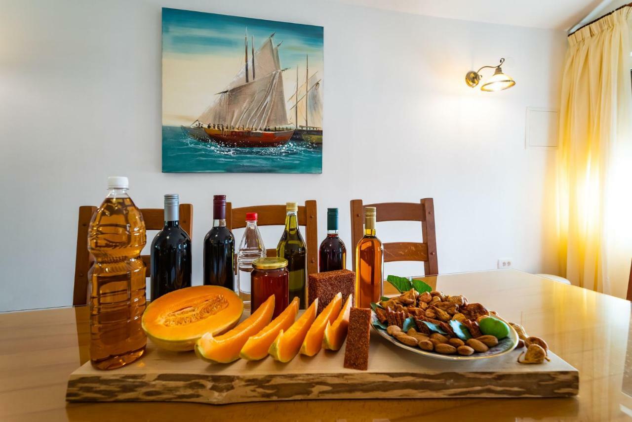 Apartment Adam Starigrad Paklenica Zewnętrze zdjęcie